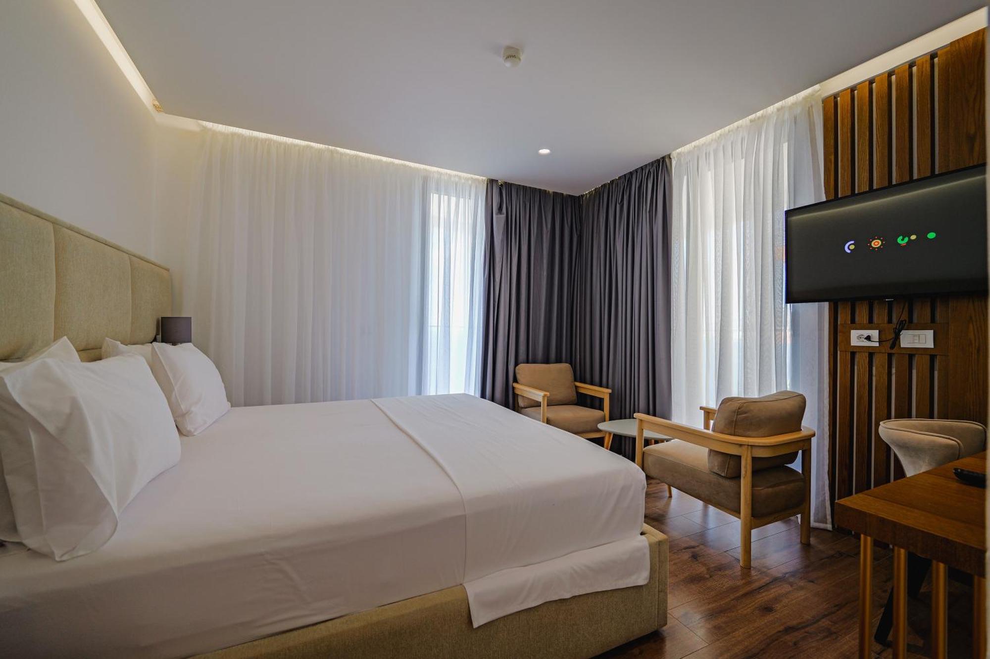 Dorchester Hotel Saranda Zewnętrze zdjęcie